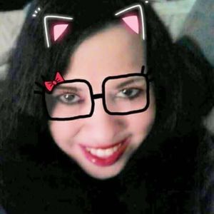 Meet your Posher, Rowena